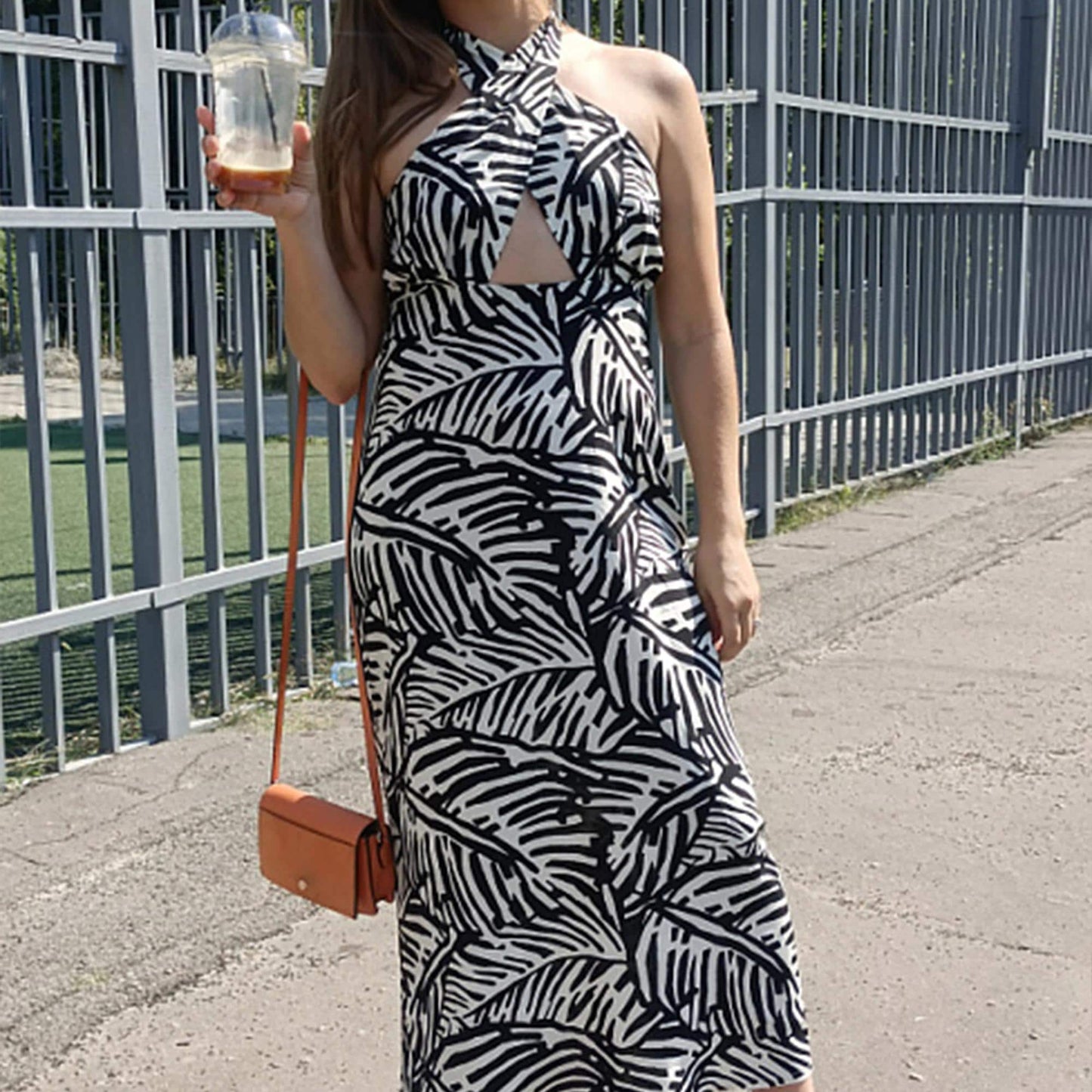 Summer Halter Neck Dress Sewing Pattern | Open Back Sundress | XS–XXL (US 6–16 / EU 34–44)